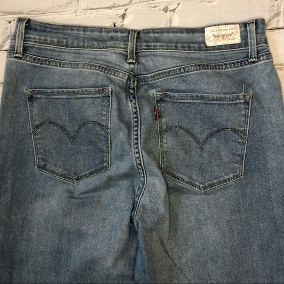 Levi’s Jean Hi Rise Skinny - Picture 9 of 9
